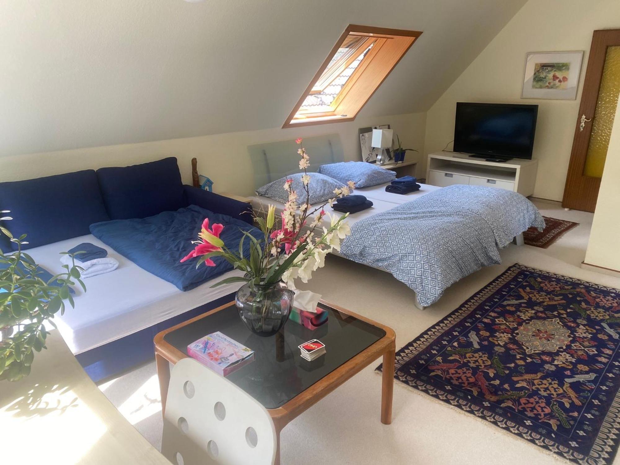 Gartenblick-Oase: Obergeschosswohnung In Hamburg Bagian luar foto